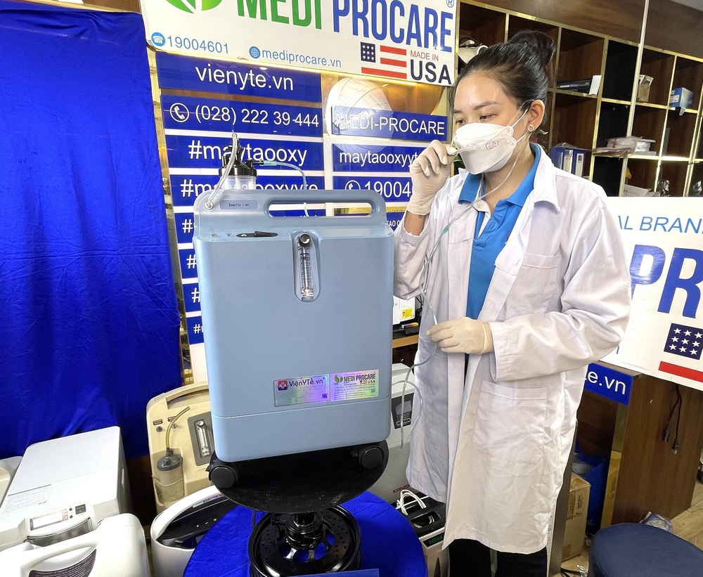 may-tao-oxy-y-te-tai-nha-gia-dinh-5-lit-philips-respironics-everflo-images-11