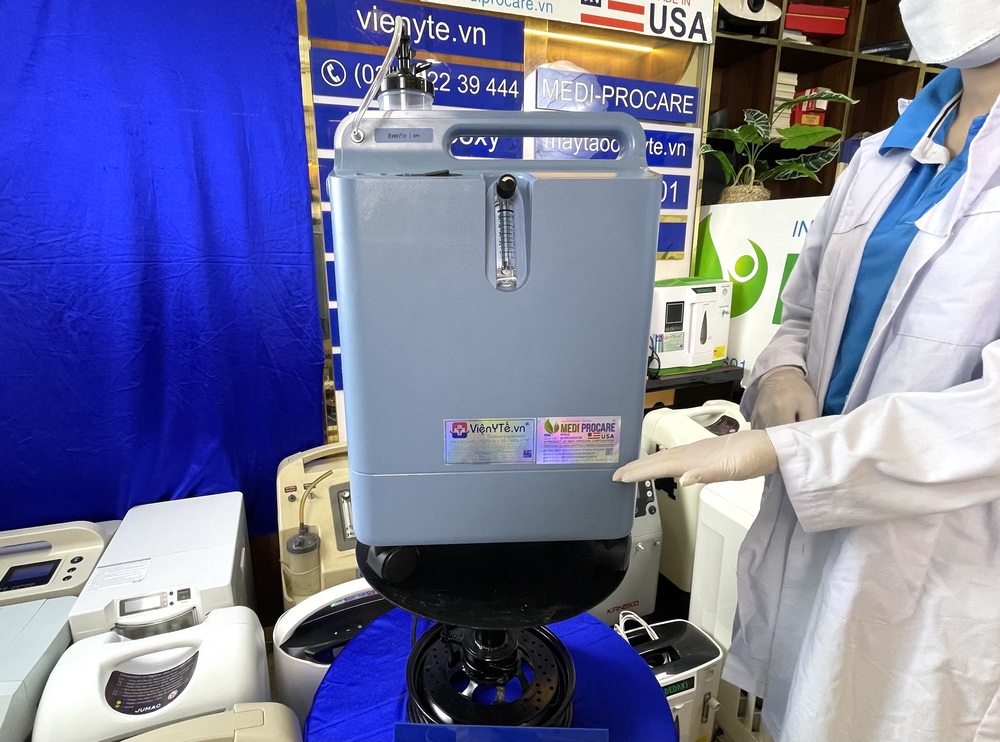 may-tao-oxy-y-te-tai-nha-gia-dinh-5-lit-philips-respironics-everflo-images-2