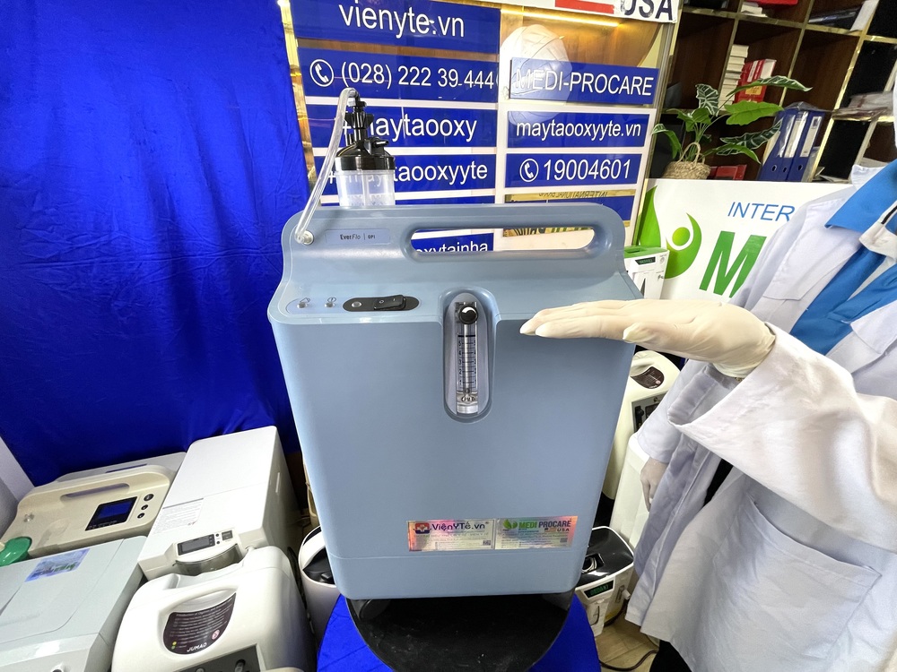 may-tao-oxy-y-te-tai-nha-gia-dinh-5-lit-philips-respironics-everflo-images-3