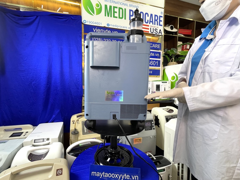 may-tao-oxy-y-te-tai-nha-gia-dinh-5-lit-philips-respironics-everflo-images-5
